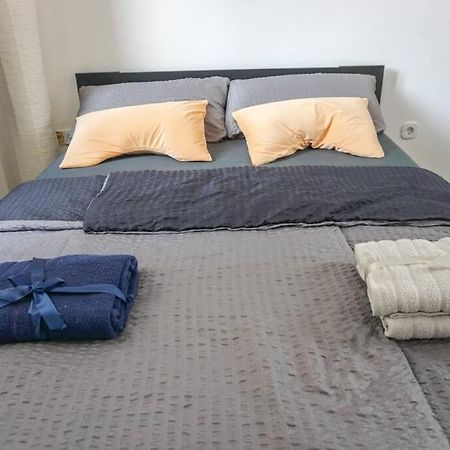Apartment In Wuppertal - Charmante 3-Zimmer-Oase Mit Kamin Und Badewanne Luaran gambar
